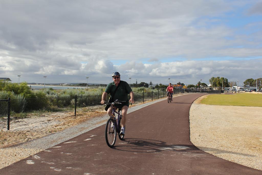 Jurien Beachfront Holiday Units Villa Джуриън Бей Екстериор снимка
